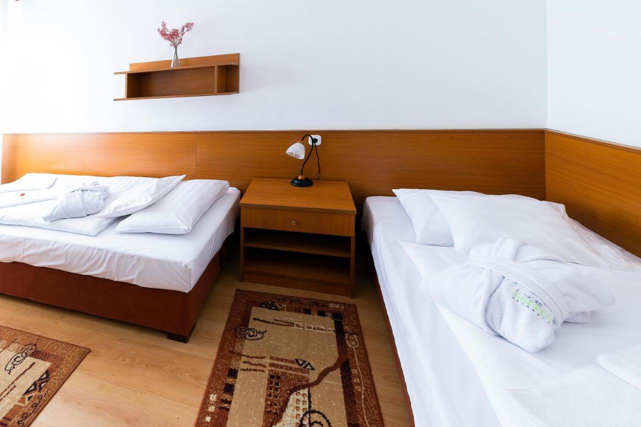 Napfeny Hotel Zalakaros Esterno foto