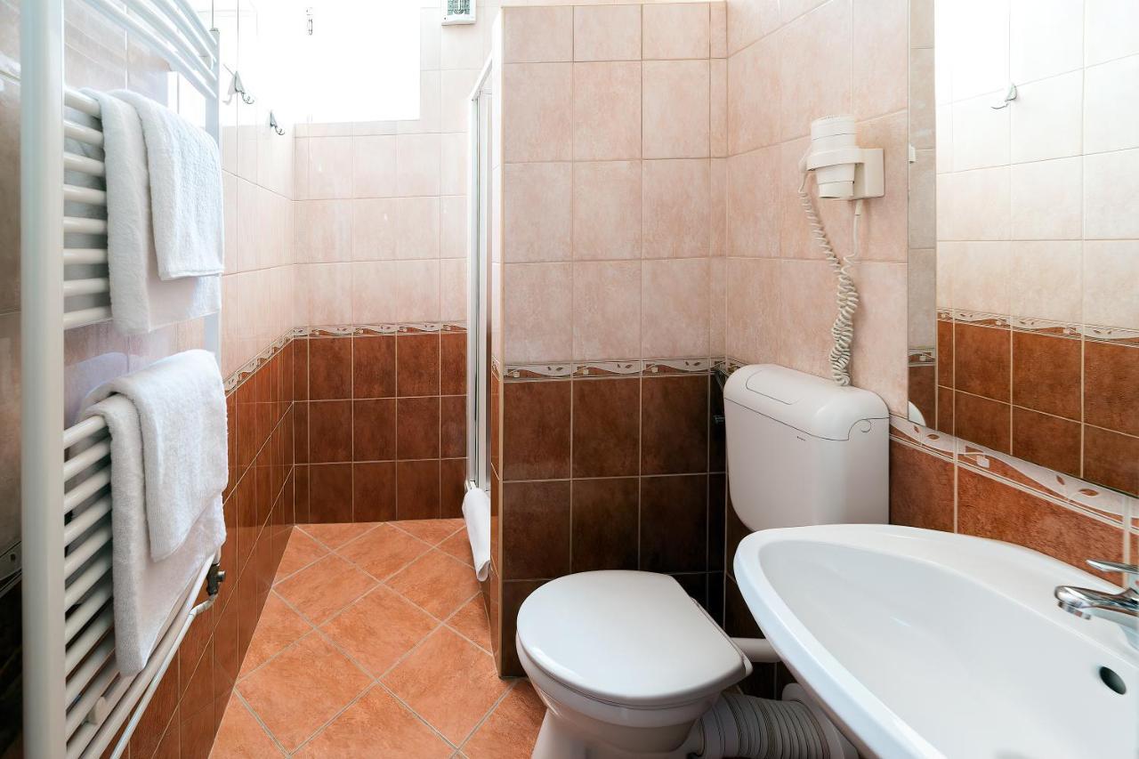 Napfeny Hotel Zalakaros Esterno foto