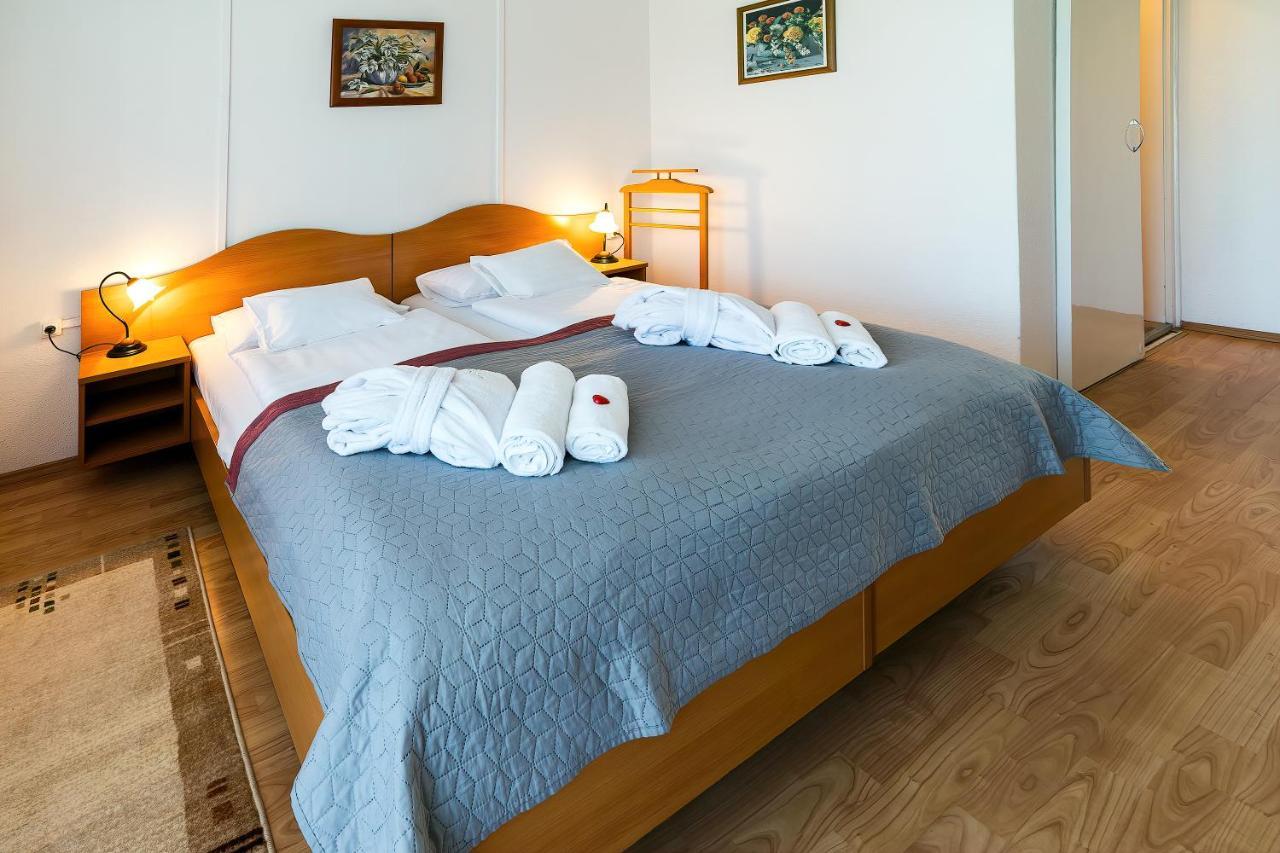 Napfeny Hotel Zalakaros Esterno foto