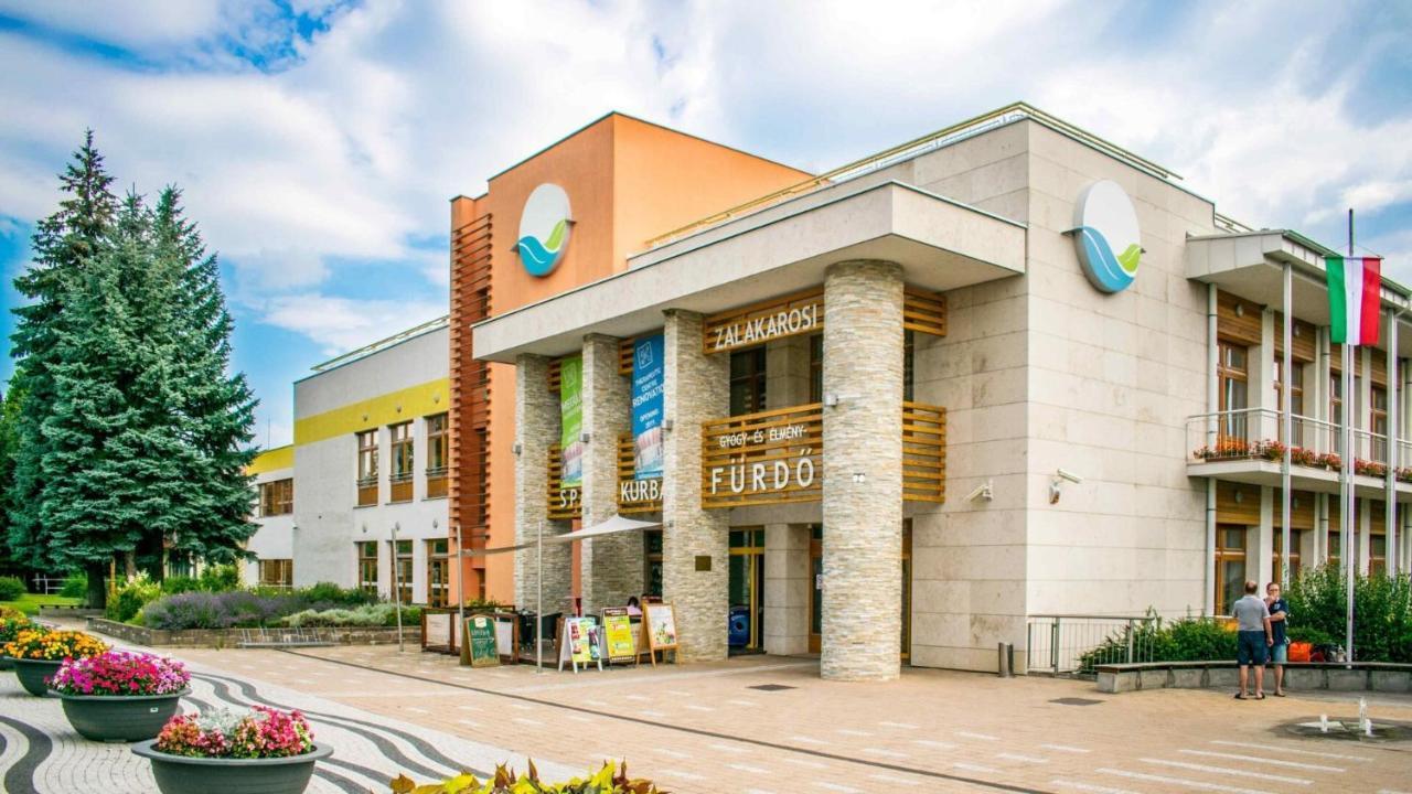 Napfeny Hotel Zalakaros Esterno foto